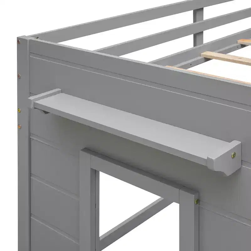 Lit mezzanine double au design moderne avec armoire et étagère, conçu pour votre sécurité
