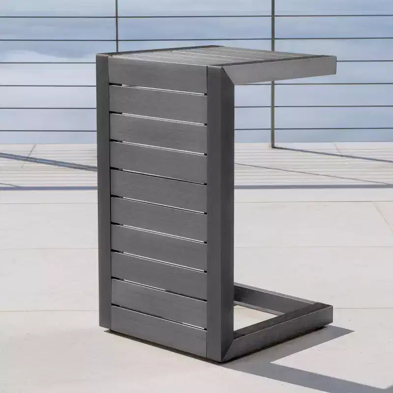 Table d'appoint Table d'appoint moderne et tendance en aluminium avec rangement, gris