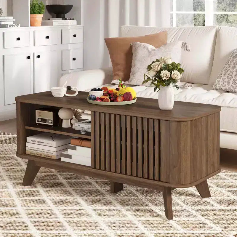 Table basse avec rangement, étagères réglables et 2 portes, table basse en bois
