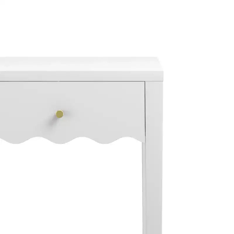 Table de chevet blanche ludique