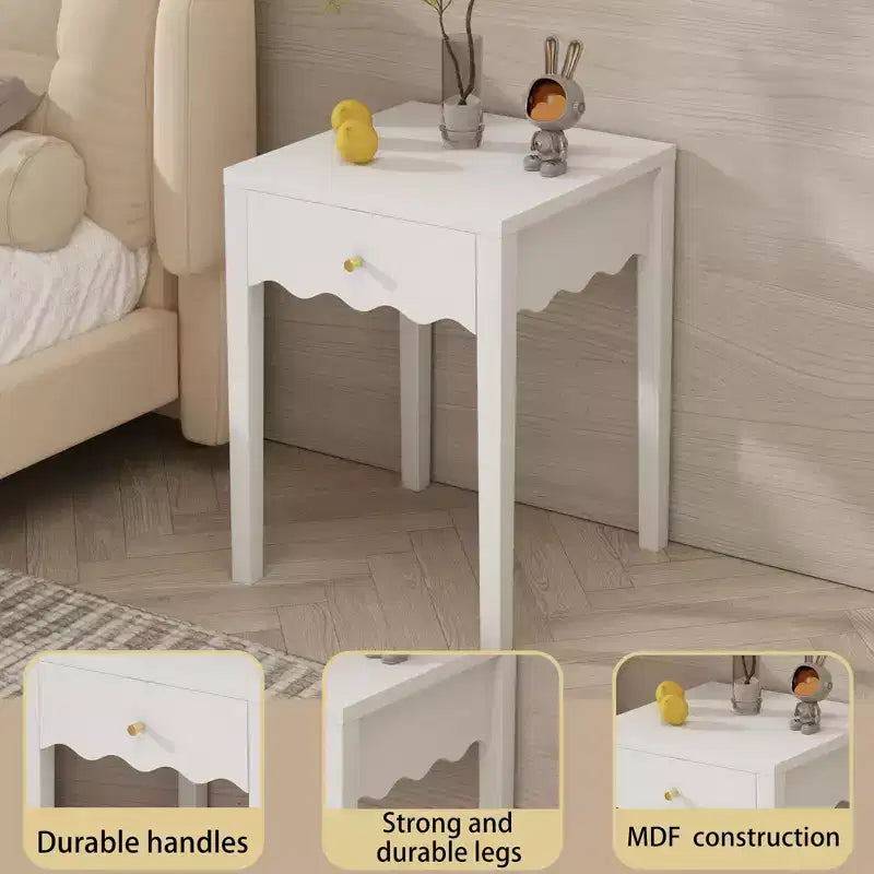 Table de chevet blanche ludique