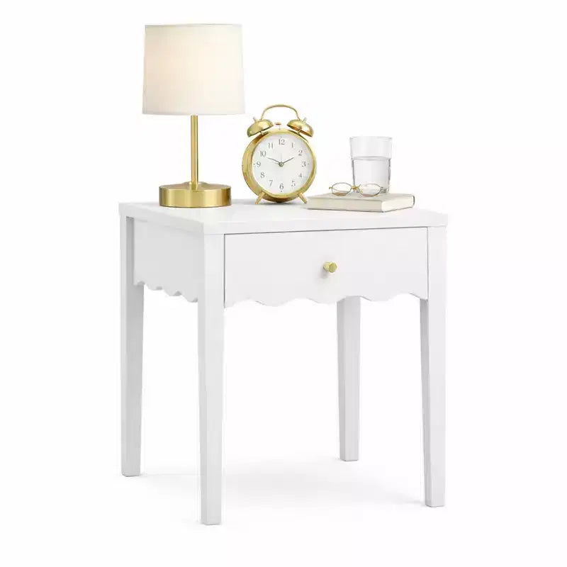 Table de chevet blanche ludique
